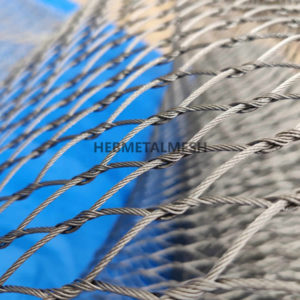 stainless steel rope mesh 8' x 20' rolls for eagle enclosure mesh and animal enclosures