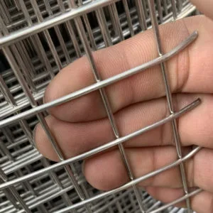 Tela de arame soldada da Hebmetalmesh